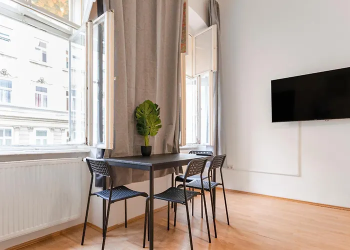 Apartament Amazing 2br Shared Only 7 Min To Wiener Stadthalle