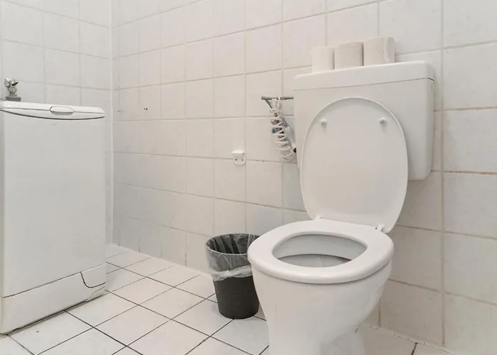 Apartament Amazing 2br Shared Only 7 Min To Wiener Stadthalle *